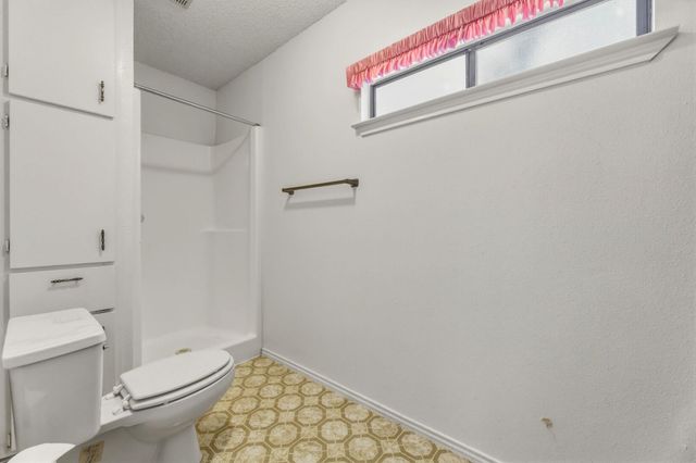 7303 White Oak DR, Lago Vista, TX 78645