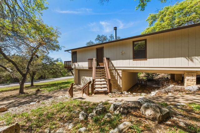 7303 White Oak DR, Lago Vista, TX 78645