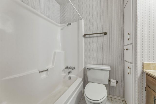 7303 White Oak DR, Lago Vista, TX 78645