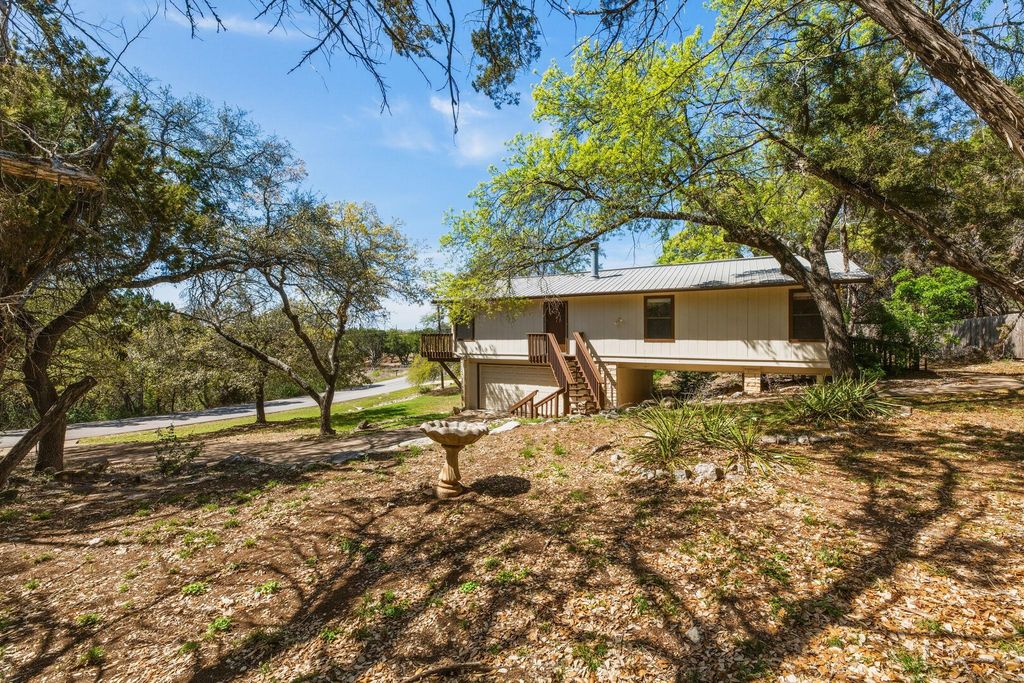 7303 White Oak DR, Lago Vista, TX 78645