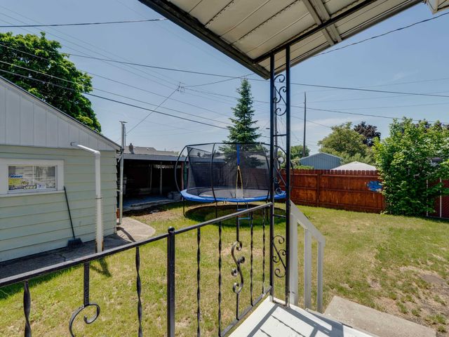 1418 E Rich Ave, Spokane, WA 99207