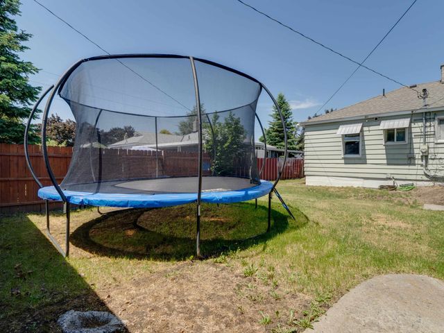 1418 E Rich Ave, Spokane, WA 99207