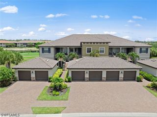 9366 Pocida CT 202, Naples, FL 34119
