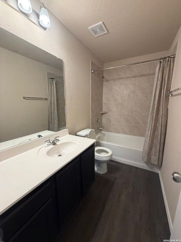 7906 CHAMPION CRK, San Antonio, TX 78252