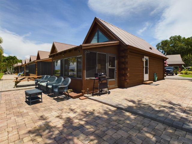 8348 Us-441, Okeechobee, FL 34974