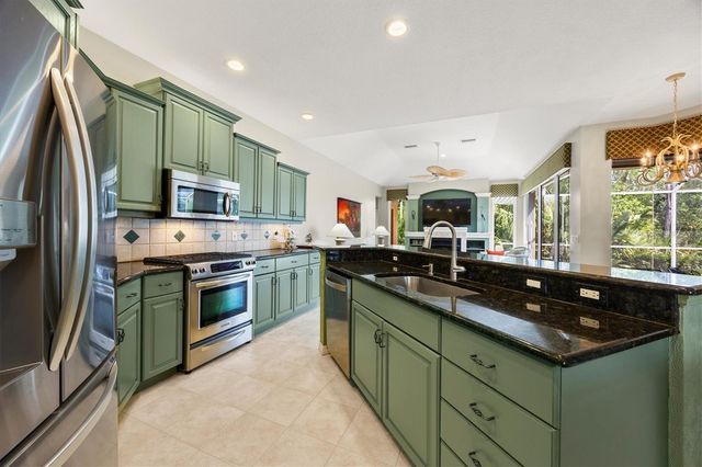 8045 WATERVIEW BOULEVARD, Lakewood Ranch, FL 34202