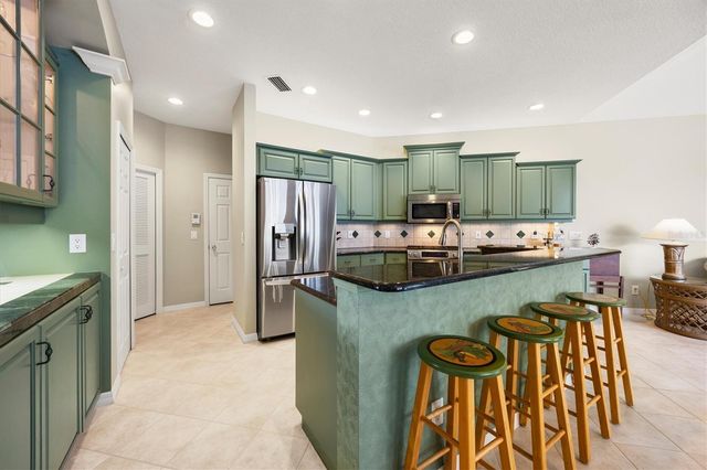 8045 WATERVIEW BOULEVARD, Lakewood Ranch, FL 34202