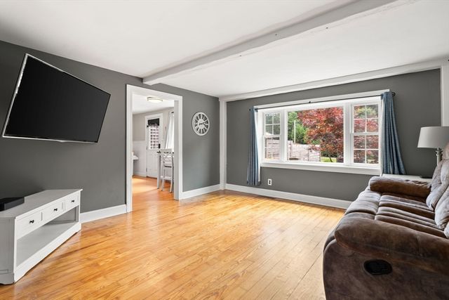 96 Forest St, Pembroke, MA 02359