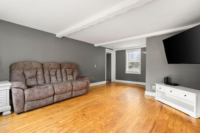 96 Forest St, Pembroke, MA 02359