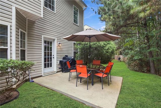 8098 Green Garden Drive, Riverdale, GA 30296