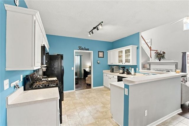 8098 Green Garden Drive, Riverdale, GA 30296