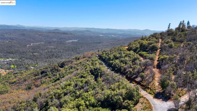 22656 Ridgemont Dr, Sonora, CA 95370