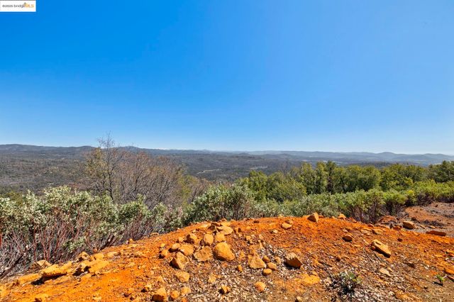 22656 Ridgemont Dr, Sonora, CA 95370