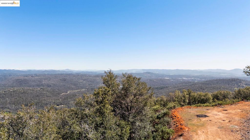 22656 Ridgemont Dr, Sonora, CA 95370