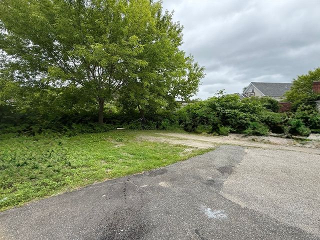 1345 Commercial St, Weymouth, MA 02189