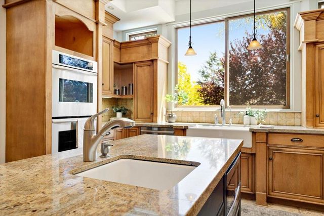 516 Grace Way, Scotts Valley, CA 95066
