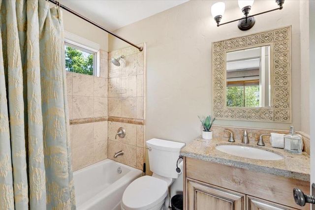 516 Grace Way, Scotts Valley, CA 95066