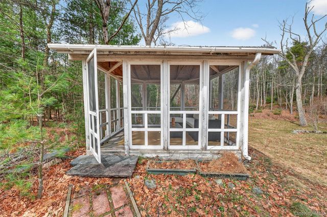 274 Morgan Hill Road, Hurley, NY 12443