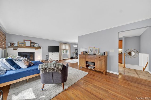 274 Morgan Hill Road, Hurley, NY 12443