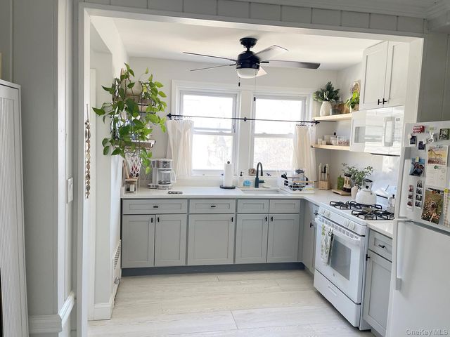 128 Roosevelt Boulevard, Long Beach, NY 11561