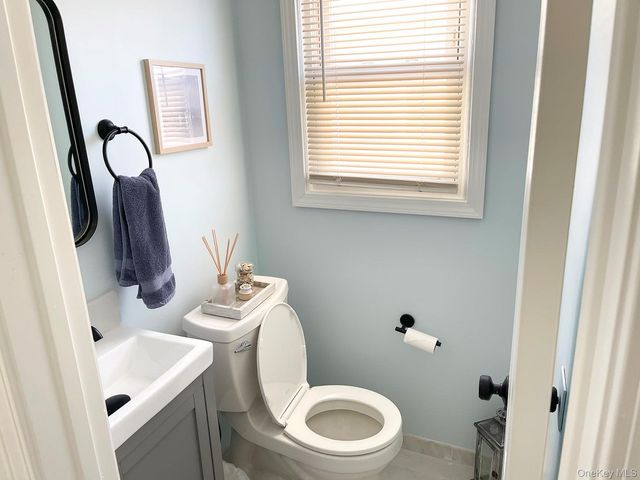 128 Roosevelt Boulevard, Long Beach, NY 11561