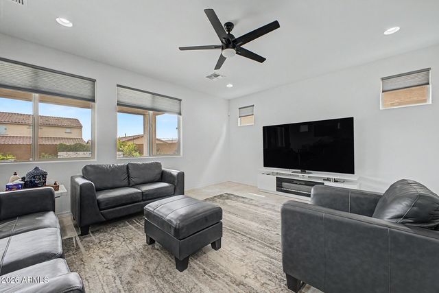 9015 W OREGON Avenue, Glendale, AZ 85305