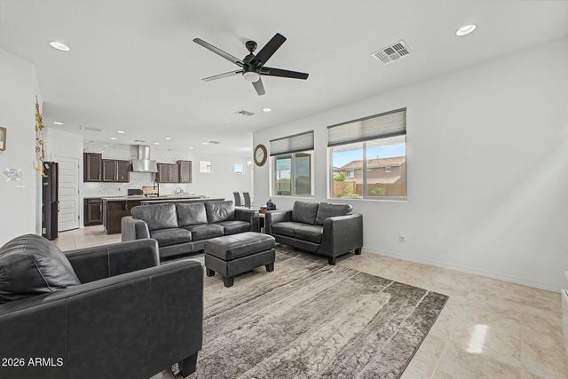 9015 W OREGON Avenue, Glendale, AZ 85305