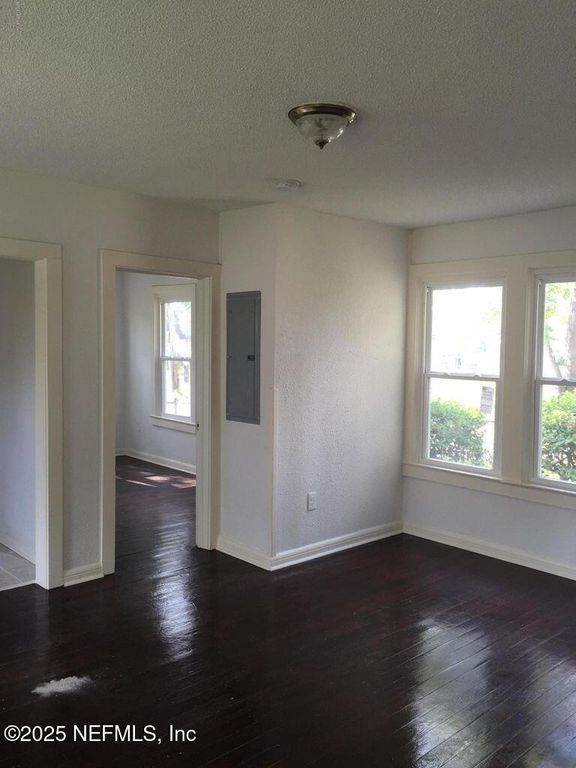 2203 SAN DIEGO Road, Jacksonville, FL 32207