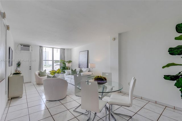 1300 Lincoln Road B802, Miami Beach, FL 33139