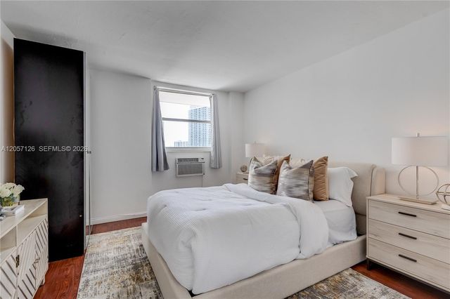 1300 Lincoln Road B802, Miami Beach, FL 33139