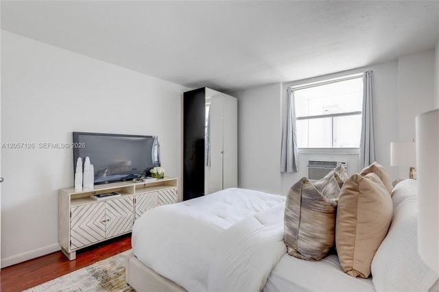 1300 Lincoln Road B802, Miami Beach, FL 33139