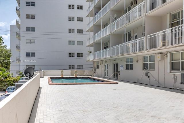 1300 Lincoln Road B802, Miami Beach, FL 33139