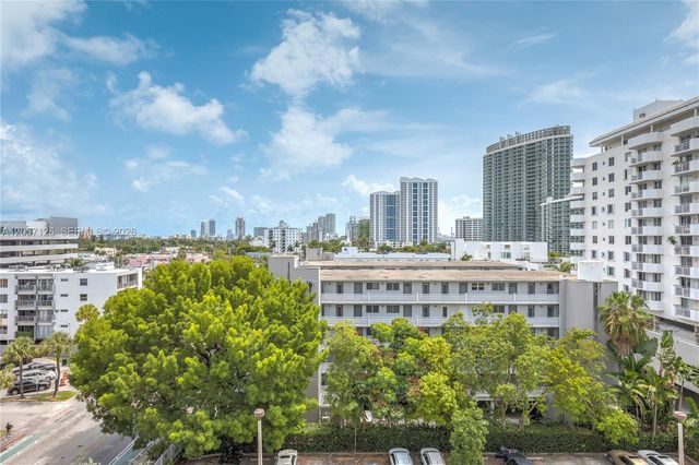 1300 Lincoln Road B802, Miami Beach, FL 33139