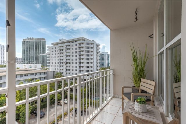 1300 Lincoln Road B802, Miami Beach, FL 33139