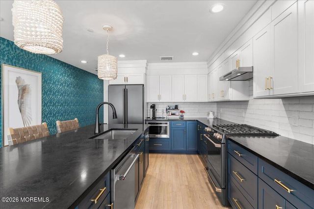 150 Ocean Avenue 21, Sea Bright, NJ 07760