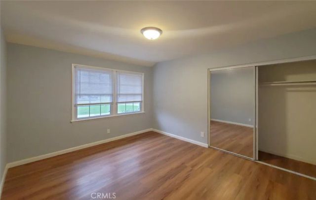 22201 Schoolcraft, Canoga Park, CA 91303
