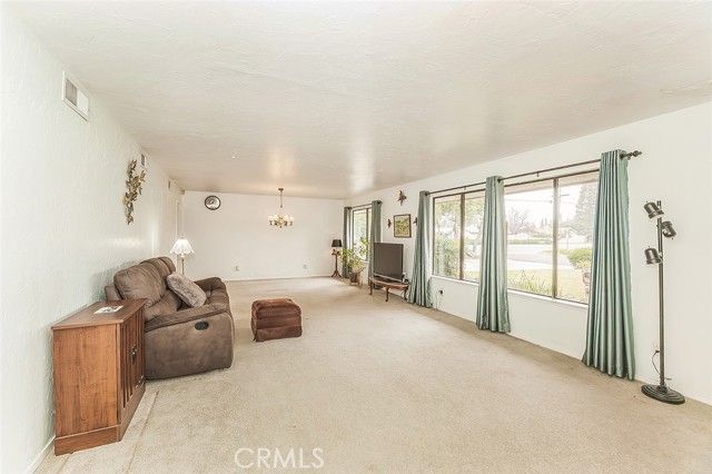 2793 W San Madele, Fresno, CA 93711