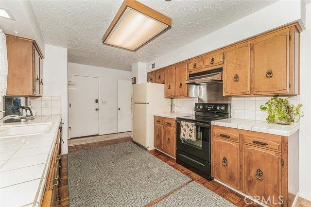 2793 W San Madele, Fresno, CA 93711