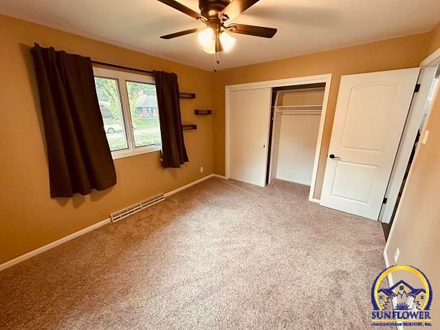 2736 SW Osborn RD, Topeka, KS 66614
