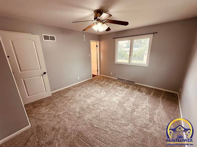 2736 SW Osborn RD, Topeka, KS 66614
