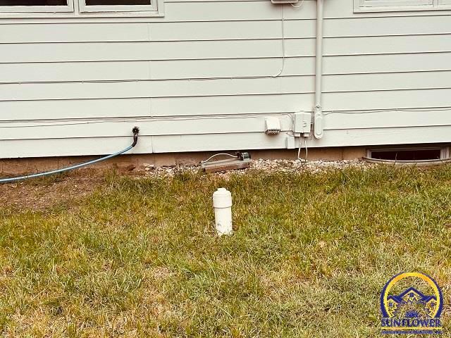 2736 SW Osborn RD, Topeka, KS 66614