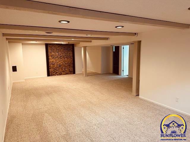2736 SW Osborn RD, Topeka, KS 66614