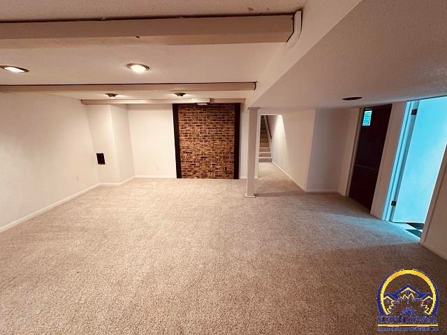 2736 SW Osborn RD, Topeka, KS 66614