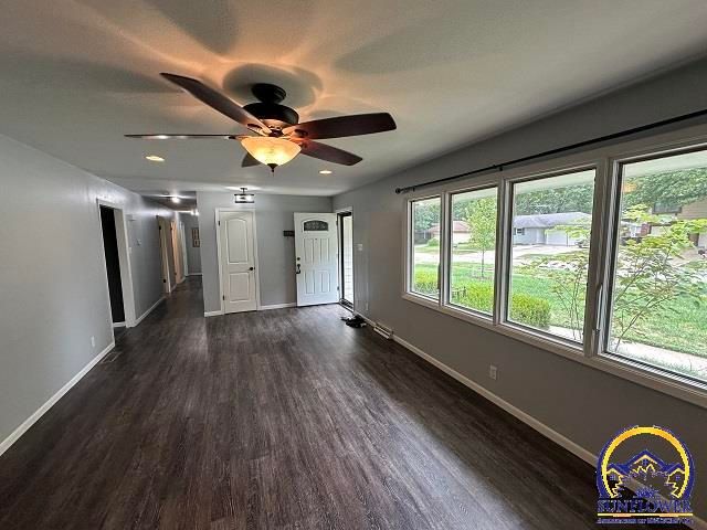 2736 SW Osborn RD, Topeka, KS 66614