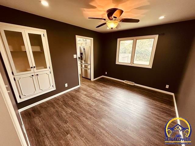 2736 SW Osborn RD, Topeka, KS 66614