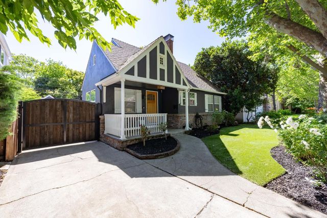 855 35th St, Sacramento, CA 95816
