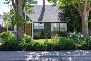 855 35th St, Sacramento, CA 95816
