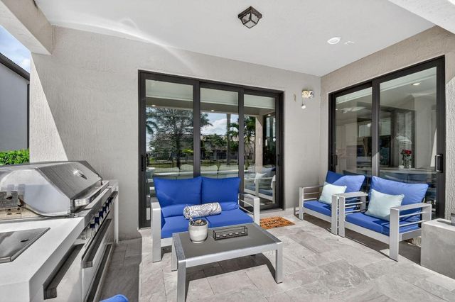 8239 Hanoverian Drive, Lake Worth, FL 33467