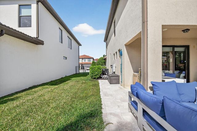 8239 Hanoverian Drive, Lake Worth, FL 33467