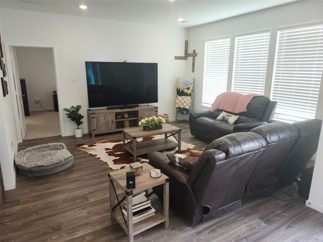 2643 Olivine Stone Drive, Rosenberg, TX 77469